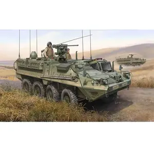 M1130 Stryker Command Vehicle - 1:35e - Trumpeter pas cher
