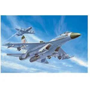 Comparateur de prix : Trumpeter Maquette Avion : Chasseur Russe Su-27-Trumpeter