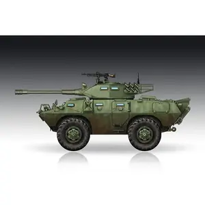 Trumpeter HobbyBoss 757443-1/72 LAV 150 AFV Échelle 1:72 pas cher