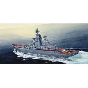 Russian Cruiser Admiral Lazarev Ex-frunze- 1:350e - Trumpeter pas cher