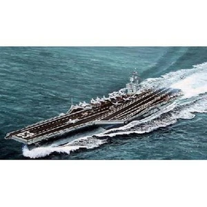 Uss Dwight D. Eisenhower Cvn-69 1978- 1:700e - Trumpeter pas cher