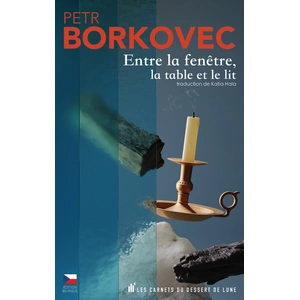 Comparateur de prix : Les Carnets Du Dessert De Lune Entre la fenêtre, la table et le lit