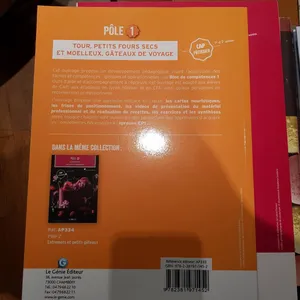 Comparateur de prix : Le Genie Editeur Pole 1 - tour, petits fours secs et moelleux gateaux de voyage cap patissier broché