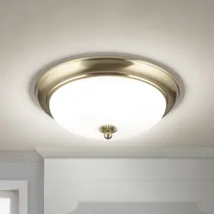 Orion Plafonnier Empire, Ø 35,5 cm, laiton, verre opalin mat pas cher
