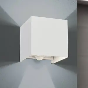Orion Applique d'extérieur LED Cube-S, blanc, métal, détecteur de mouv...Vendu parluminaire