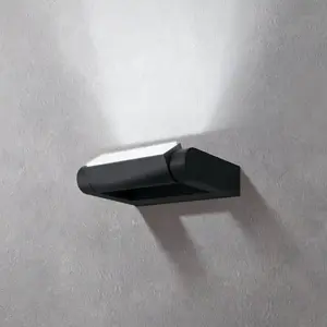Comparateur de prix : Lampe d'extérieur Eglo Brianza LED Applique IP44 pivotante noire 4,8 W