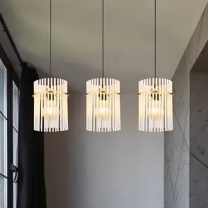 Comparateur de prix : Suspension lampe de salle à manger plafonnier à 3 lampes or 3 lampes