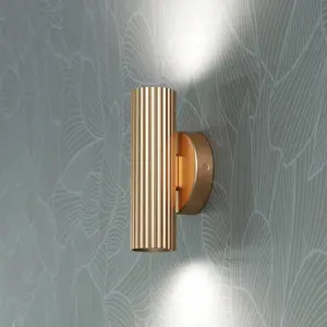 Comparateur de prix : EGLO Applique murale Portillo, laiton, hauteur 20 cm, à 2 lampes. Méta...