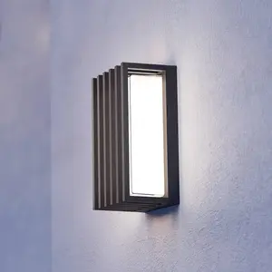 EGLO Applique d'extérieur LED Genovese, noire, hauteur 24 cm, capteurVendu parluminaire