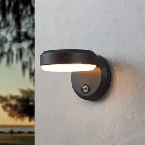 Comparateur de prix : EGLO Applique d'extérieur LED Fornaci, noire, largeur 16 cm, capteur