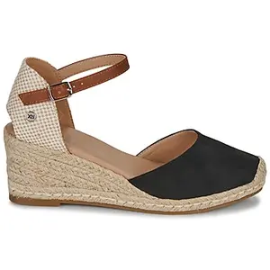 Comparateur de prix : Sandales XTI 140746 pour femme - Noir - Boucle de serrage - Talon compensé