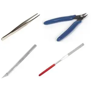 Distriplay Kit accessoires maquette : outils de base pas cher