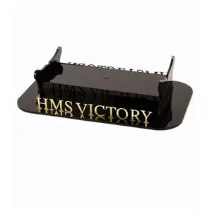 Artesania Base d'Exposition en Plexiglass Noir et Or pour Maquette HMS Victory pas cher