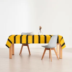 Nappe enduite antitache Harry Potter Hufflepuff 200 x 140 cm Belum pas cher