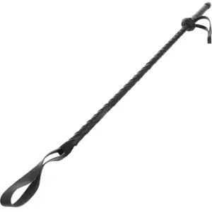 Comparateur de prix : Fouet BDSM en Cuir Noir 60cm - Cravache Fétichiste Elegante