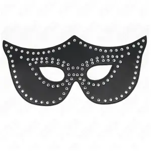 Comparateur de prix : KINK Masque en Cuirette à Rivets Modèle 2 30x12 cm - Élégance Mystérie...