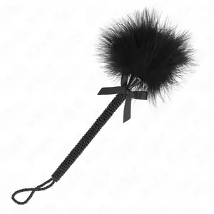 Comparateur de prix : Baguette en Corde de Nylon avec Plumes Chatouillantes et Noeud Noir 25 cm Découvrez l'élégance et la précision avec cette baguette en corde de nylon, ornée de plumes chat...
