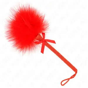 Baguette en Corde de Nylon avec Plumes Chatouillantes et Noeud Rouge 2...Vendu parplaisir-up