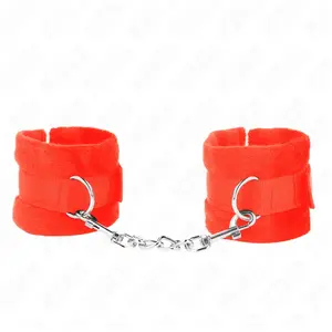 Comparateur de prix : KINK Manchettes Débutant en Fourrure Rouge 30 x 7 cm - Confort et Sécu...