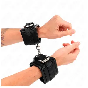 Comparateur de prix : KINK Bracelets Poignets à Boucle Strass Noir Ajustables 25-32 cm x 5,5...