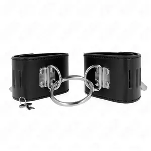 Comparateur de prix : KINK Appui-Poignets Fixes avec Anneau et Cadenas Noir Ajustable 16-23 ...