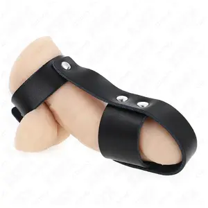Comparateur de prix : Anneau de Cage à Pénis en Cuir avec Séparateur de Balles Réglable KINK