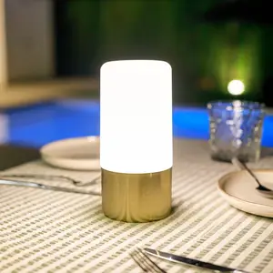 Newgarden lampe de table LED rechargeable Maia couleur laiton IP54 RGB...Vendu parluminaire
