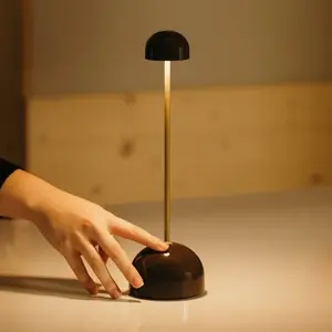 MARSET lampe à poser LED rechargeable Sips, marron/doré, 31 cm, acier