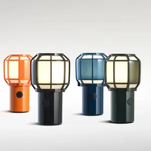 Lampe sans fil en polycarbonate vert Chispa - Marset pas cher