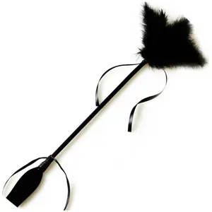 Comparateur de prix : Secret Play Cravache et plumeau 50 cm noir