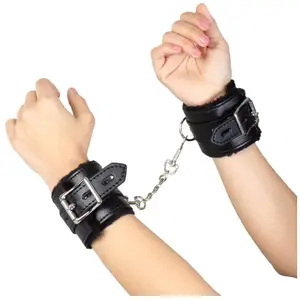 Secret Play Menottes BDSM Vegan pas cher