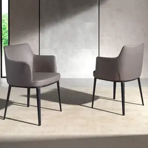Angel Cerda Chaise tissu vison et pieds acier noir pas cher
