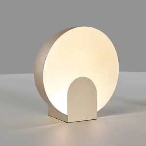 Lampe De Table Oculo - Caractéristiques Techniques pas cher