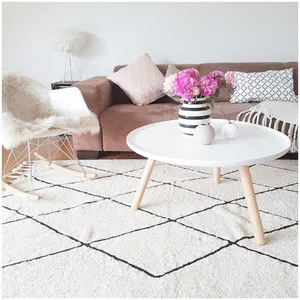 Homemaison - Tapis lavable en machine avec franges Bereber Lorena Canals Beige 140x200