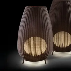 bover Amphora Lampadaire LED avec prise de branchement, 33002304127,Vendu parmyareadesign