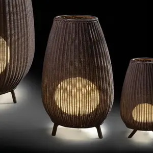 Comparateur de prix : bover Amphora Lampadaire LED avec prise de branchement, 33001304127,