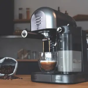 Comparateur de prix : Cecotec Machine à Expresso Instant-ccino 20 Chic Serie Nera