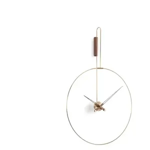Horloges : nomon DARO
