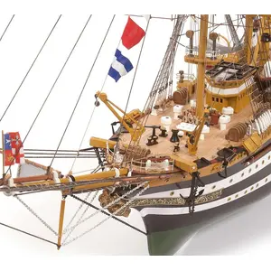 Amerigo Vespucci Basic 1:100 sans voile OCCREVendu paramazon