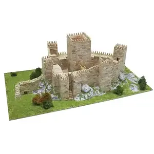Maquette en céramique : Château de Guimaraes, Portugal