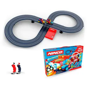 Comparateur de prix : NINCO Circuit de course - SuperThings - 1/50 - 2 voitures - 2 figurines - 240 cm de course