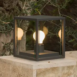 Comparateur de prix : FARO BARCELONA Potelet Nala en forme de dé en gris foncé