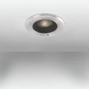 Comparateur de prix : Faro geiser - plafonnier led extérieur inclinable 7w 3000k 38deg. ip67