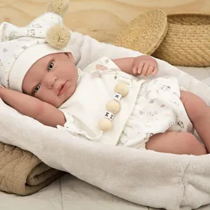 Poupée reborn ARIAS 40 cm Aday Beige avec couvercleVendu paramazon