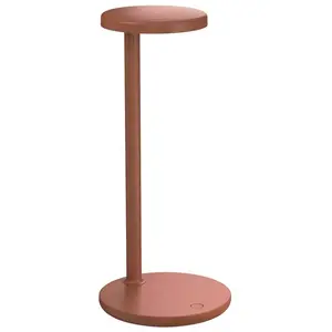 FLOS lampe de table OBLIQUE (2700K, rouille opaque - Aluminium et PMMA... pas cher