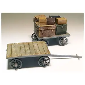 Plus-Model Railway Car On Baggages - 1:35e - Plus Model pas cher