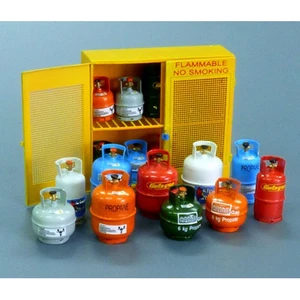 Gas Bottles - 1:35e - Plus Model pas cher
