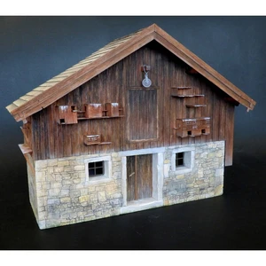 Plusmodel Farmhouse - 1:35e - Plus Model pas cher