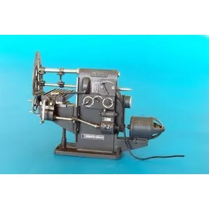 Milling Maschine - 1:35e - Plus Model pas cher