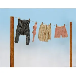 Comparateur de prix : Kleidung - 1:35e - Plus Model